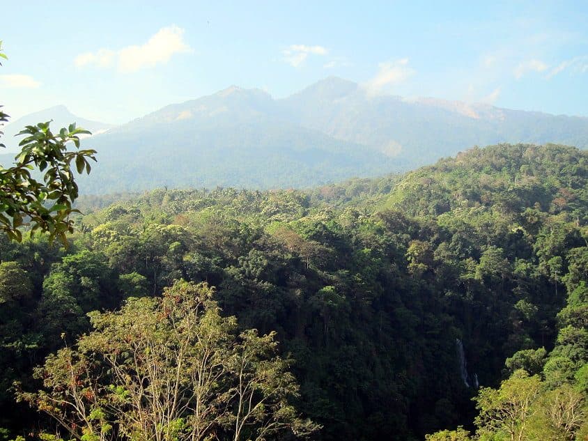 Highland scenery around Senaru on the slopes of Mount Rinjani